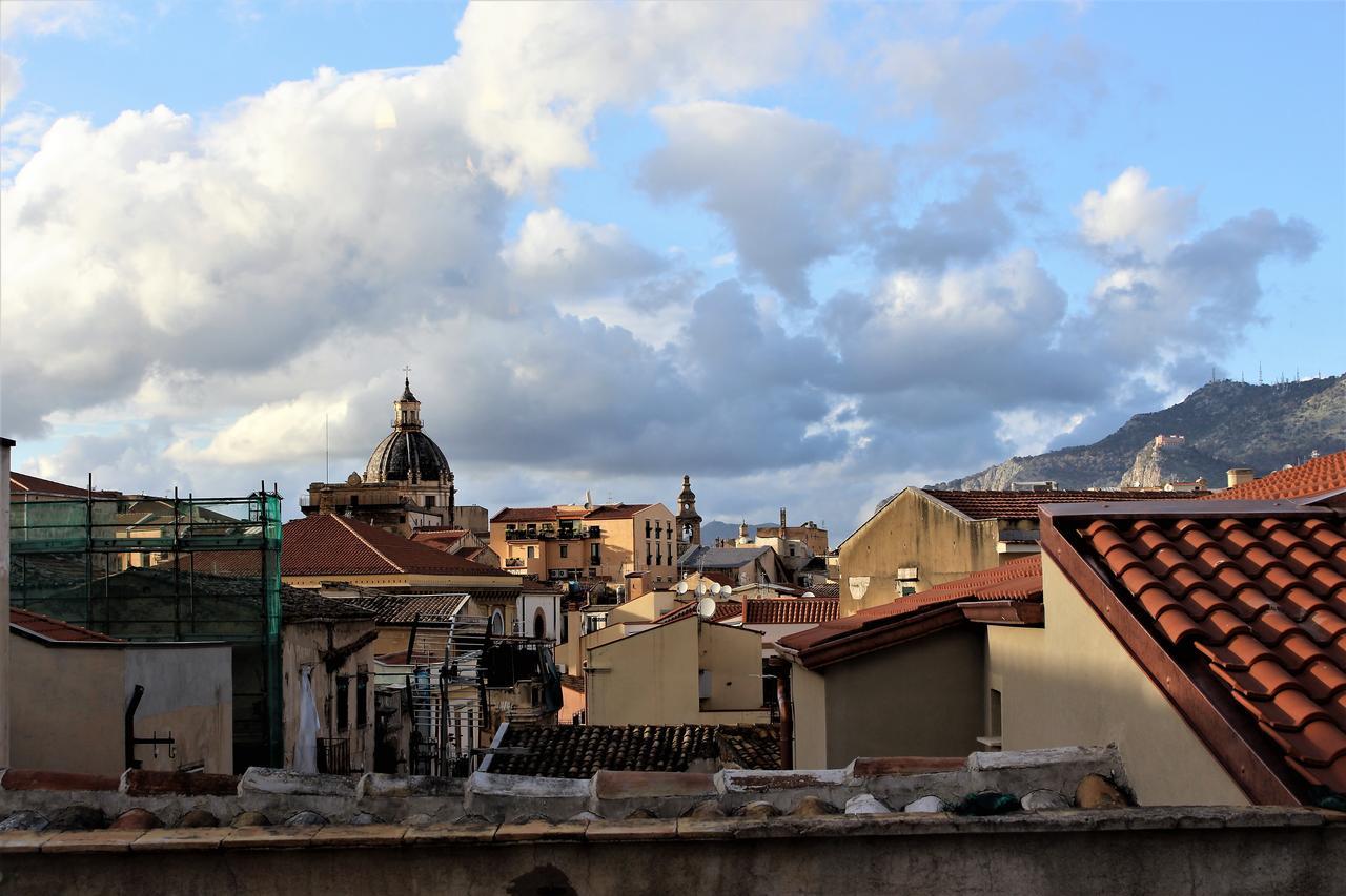 La Via Delle Biciclette Bed & Breakfast Palermo Bagian luar foto